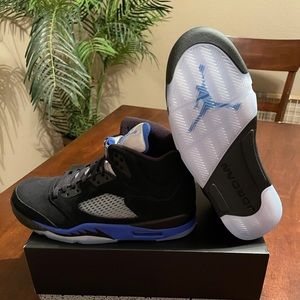 Air Jordan 5 racer blue